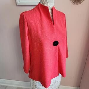 NWT Yushi reddish pink top jacket light weight big button textured m ? RR12